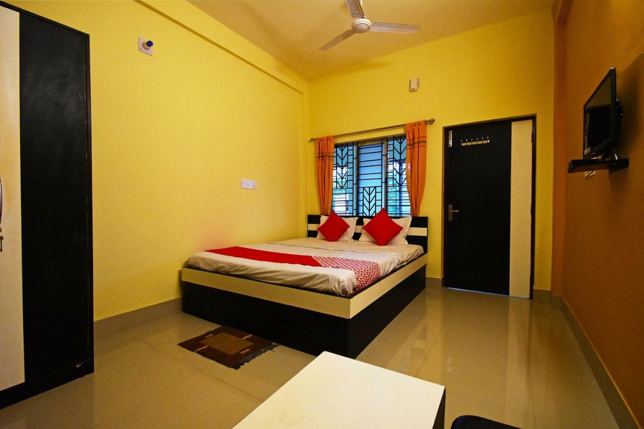 Oyo 43926 Sanchari Atithi Nivas Bolpur Exterior foto